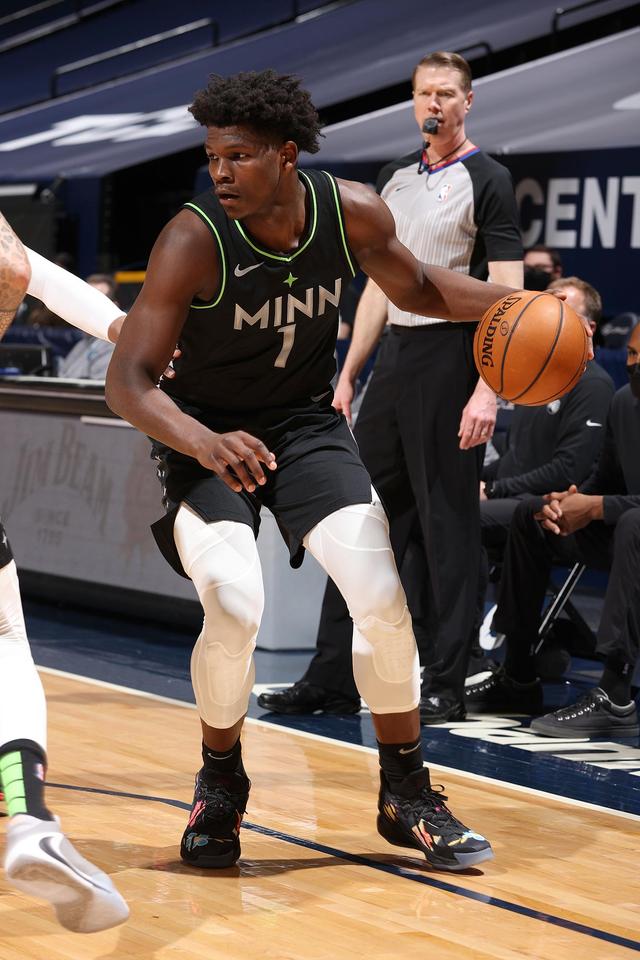 转折点明尼苏达森林狼防线松动，欧篮联加时末段攻防权衡，话题不断，资深球员宣示担当的简单介绍