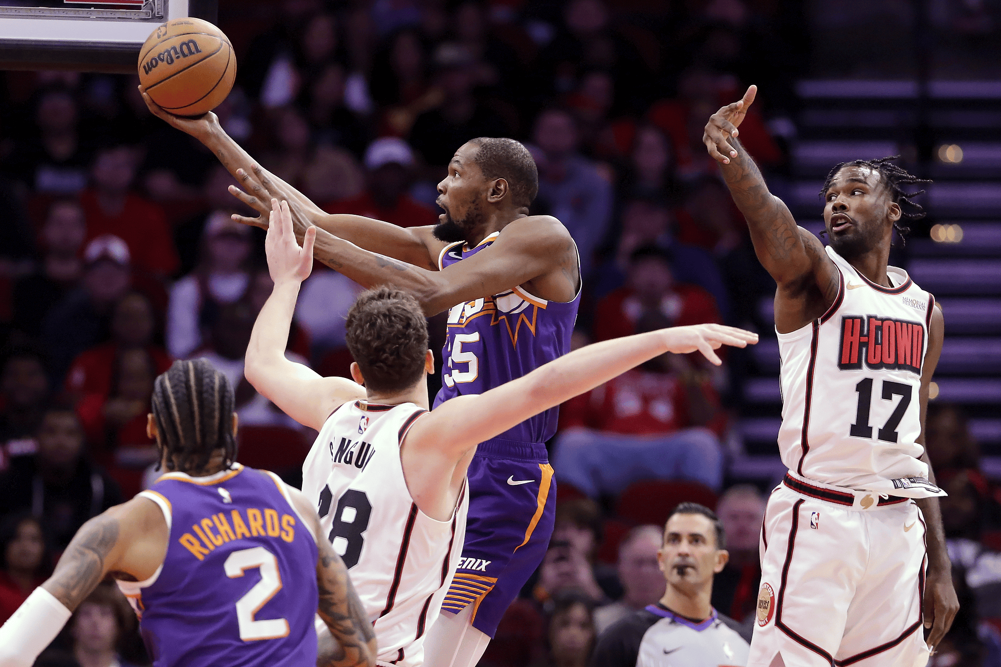 关于NBA常规赛赛程吃紧；波尔图赛后主帅复盘；管理层满意；球队文化再被提及的信息